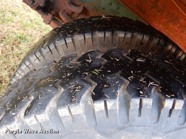 image for item DN6542 1948 Ford F6  grain truck