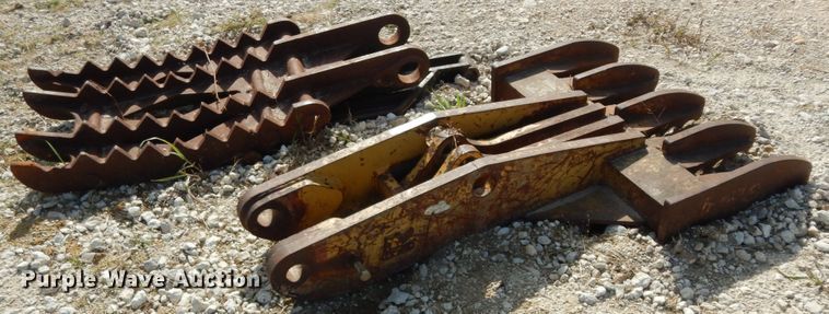 image for item ED9881 (2) excavator thumbs