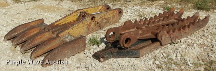 image for item ED9881 (2) excavator thumbs