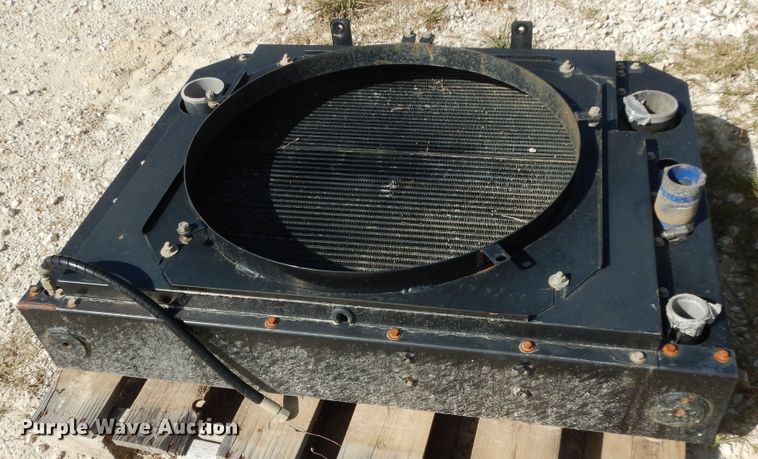 image for item ED9883 Cummins  engine