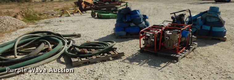 image for item ED9884 (5) pumps