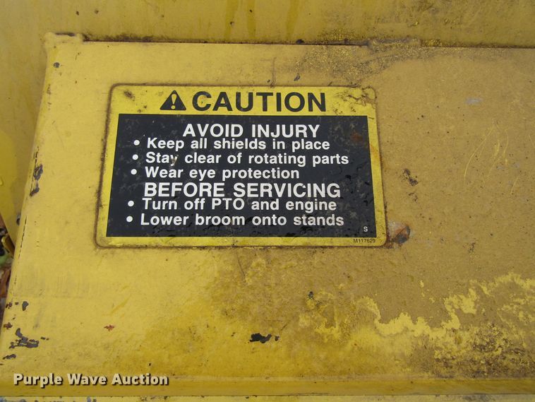 image for item EV9370 John Deere 51 Broom  broom