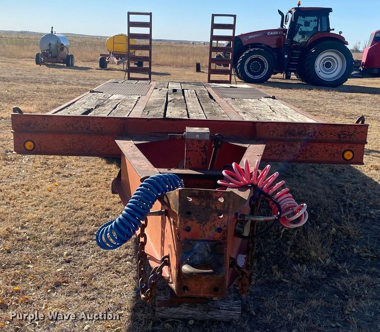 image for item EX9652 1992 Butler B-2024-A  equipment trailer