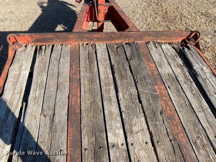 image for item EX9652 1992 Butler B-2024-A  equipment trailer