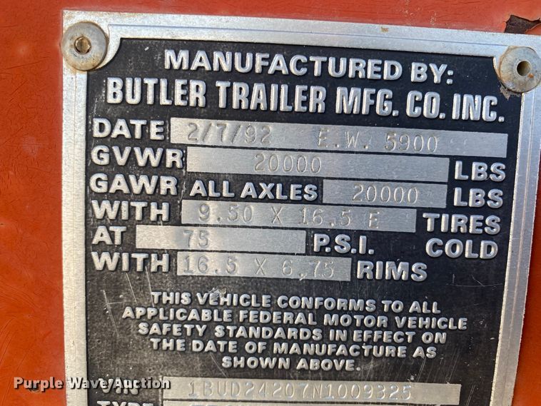 image for item EX9652 1992 Butler B-2024-A  equipment trailer