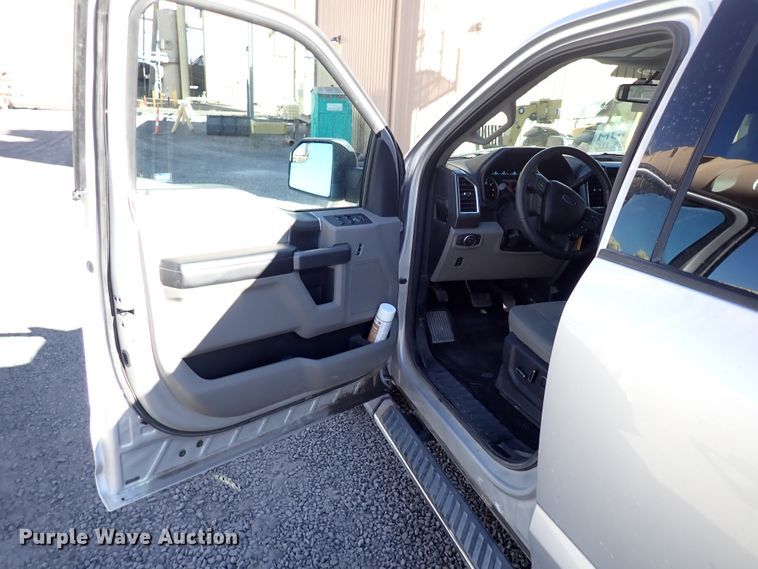 image for item EX9664 2016 Ford F150  SuperCrew pickup truck