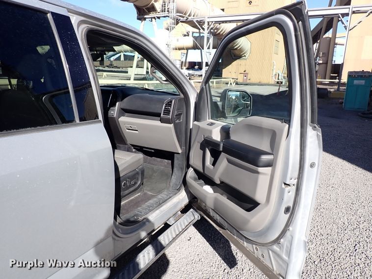 image for item EX9664 2016 Ford F150  SuperCrew pickup truck