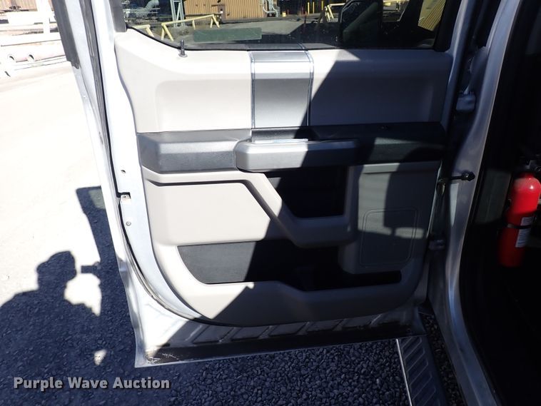 image for item EX9664 2016 Ford F150  SuperCrew pickup truck