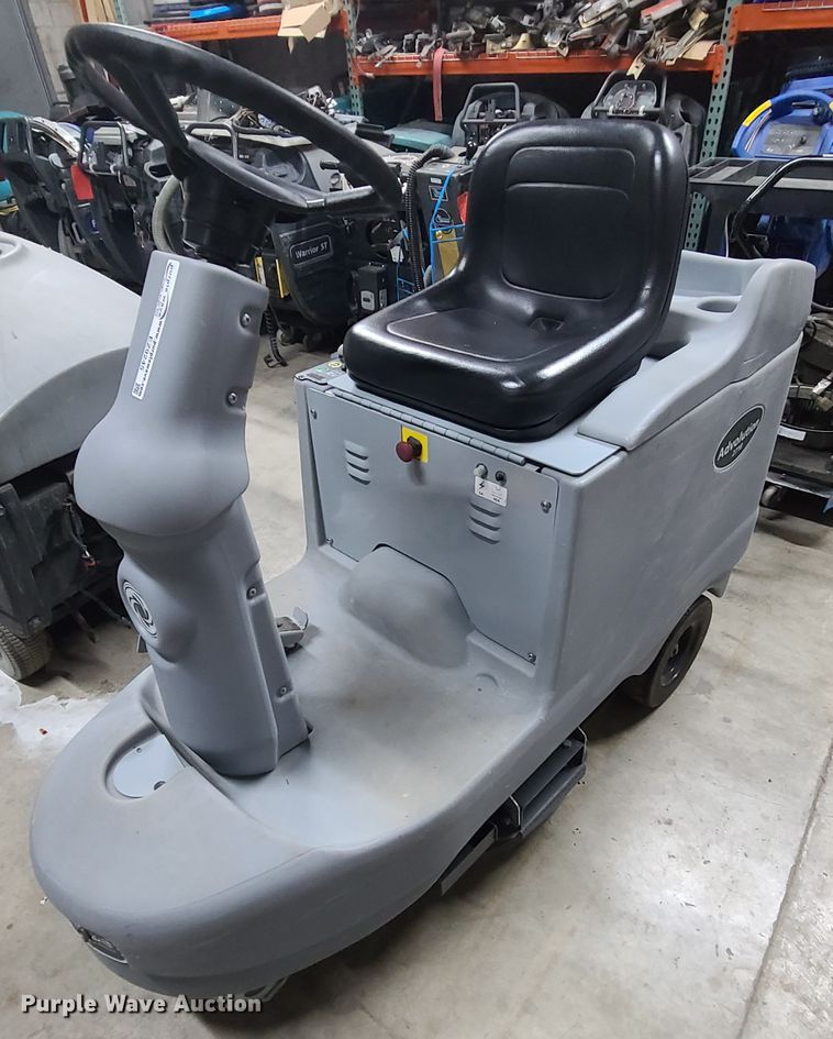 image for item EZ9245 Advance Abolition 2710  floor scrubber