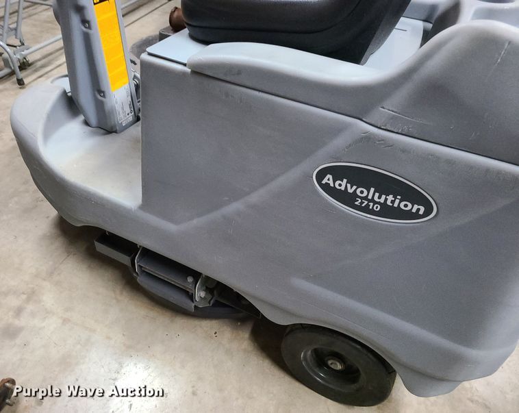 image for item EZ9245 Advance Abolition 2710  floor scrubber