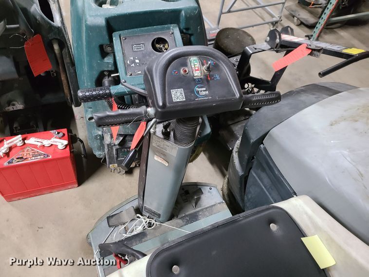 image for item EZ9246 (2) floor scrubbers