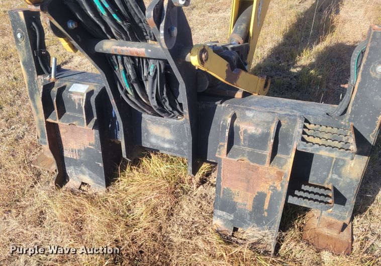 image for item FC9086 Caterpillar BH30  skid steer backhoe