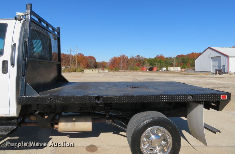 image for item FP9446 2005 Chevrolet C4500  flatbed truck