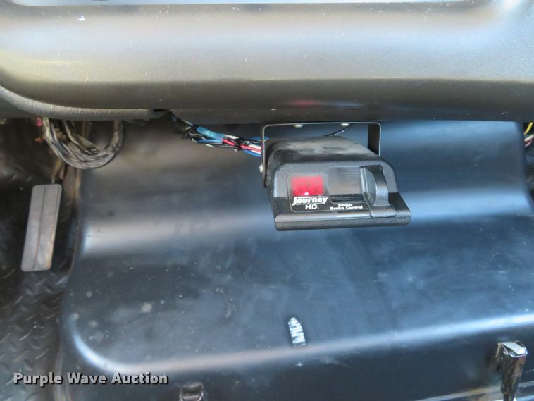 image for item FP9446 2005 Chevrolet C4500  flatbed truck