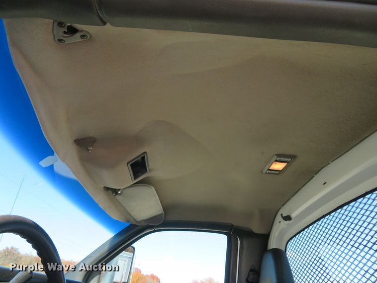 image for item FP9446 2005 Chevrolet C4500  flatbed truck