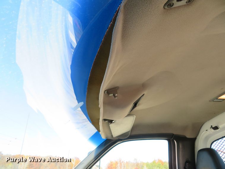 image for item FP9446 2005 Chevrolet C4500  flatbed truck