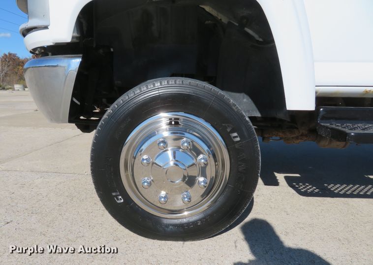 image for item FP9446 2005 Chevrolet C4500  flatbed truck