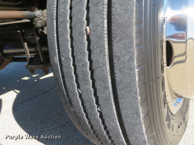 image for item FP9446 2005 Chevrolet C4500  flatbed truck