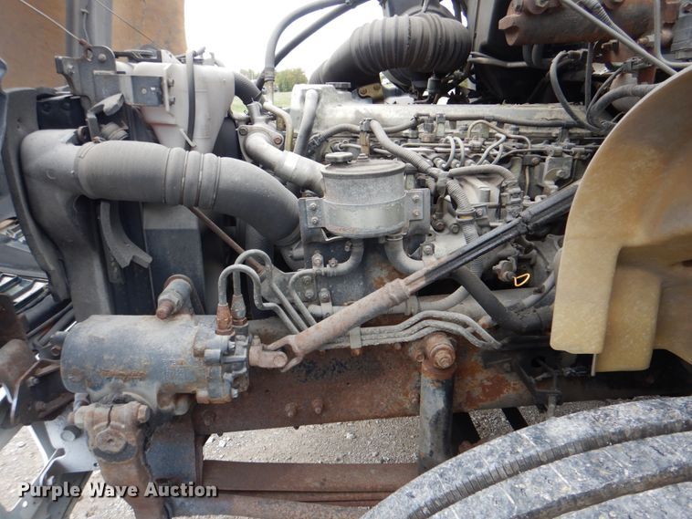 image for item HT9488 2007 Hino 268  box truck