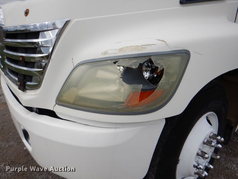 image for item HT9488 2007 Hino 268  box truck