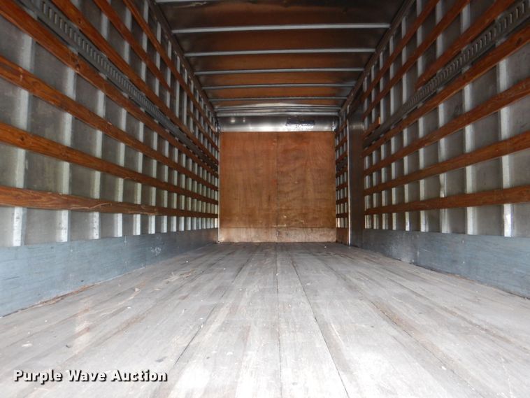 image for item HT9488 2007 Hino 268  box truck