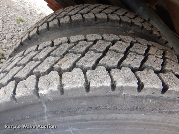 image for item HT9488 2007 Hino 268  box truck