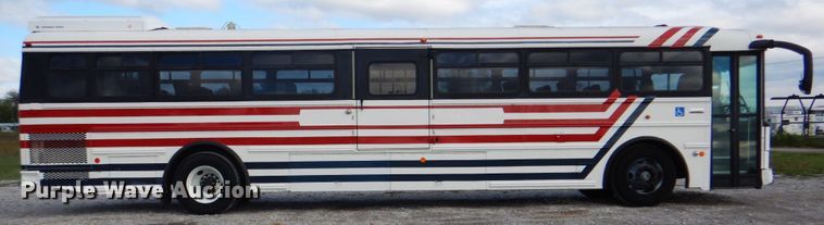 image for item HT9490 2010 Thomas Built Saf-T-Liner  school bus