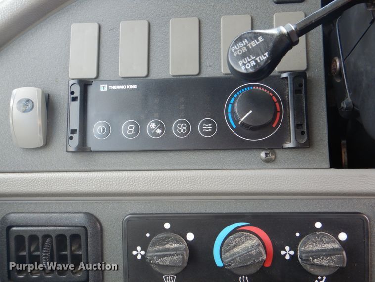 image for item HT9490 2010 Thomas Built Saf-T-Liner  school bus