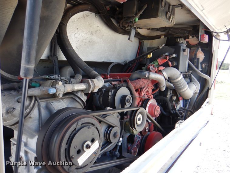 image for item HT9490 2010 Thomas Built Saf-T-Liner  school bus