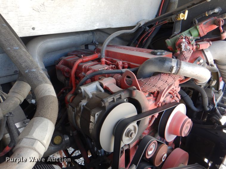 image for item HT9490 2010 Thomas Built Saf-T-Liner  school bus