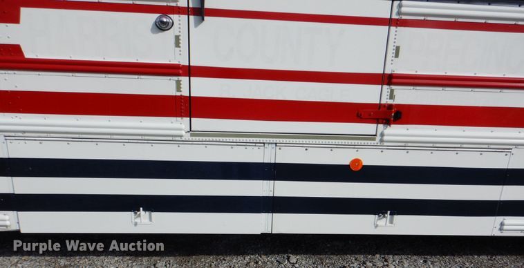 image for item HT9490 2010 Thomas Built Saf-T-Liner  school bus