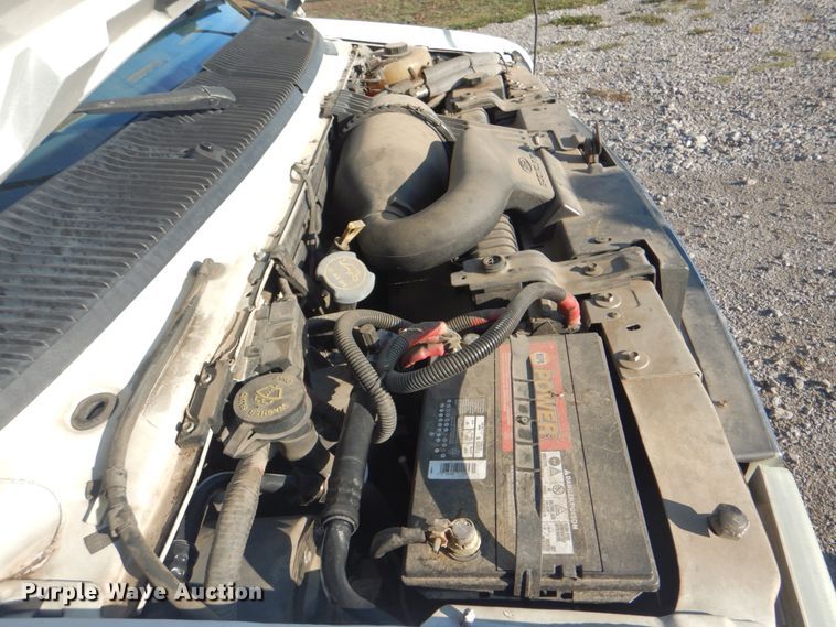 image for item HT9493 2003 Ford E450  shuttle bus