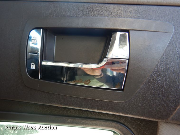 image for item HT9494 2012 Kenworth T370  flatbed truck