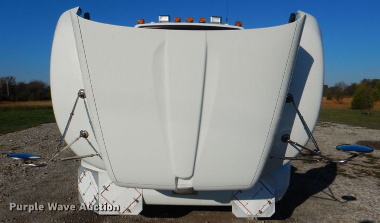 image for item HT9494 2012 Kenworth T370  flatbed truck