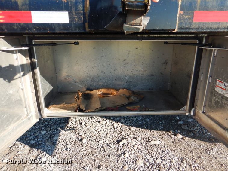 image for item HT9494 2012 Kenworth T370  flatbed truck