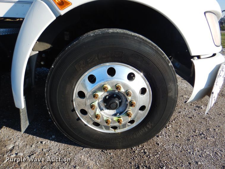 image for item HT9494 2012 Kenworth T370  flatbed truck