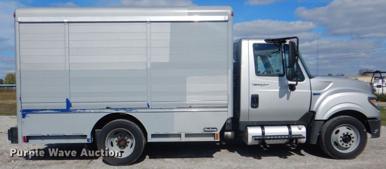 image for item HT9499 2014 International TerraStar  delivery truck