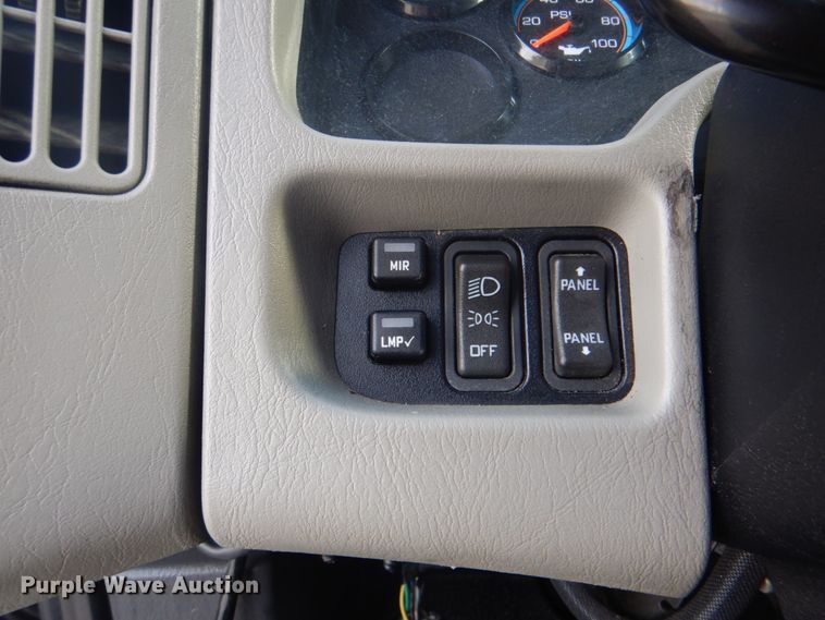 image for item HT9499 2014 International TerraStar  delivery truck