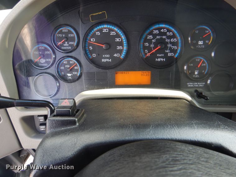 image for item HT9499 2014 International TerraStar  delivery truck