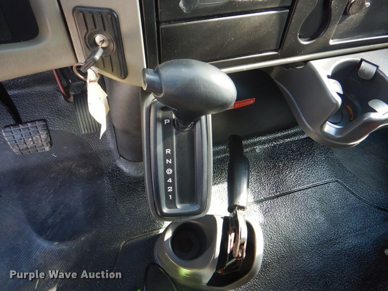 image for item HT9499 2014 International TerraStar  delivery truck