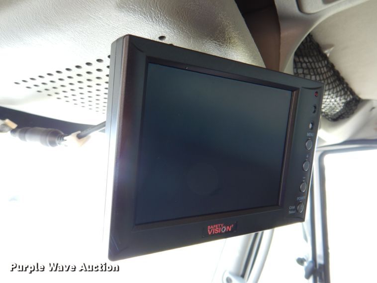 image for item HT9499 2014 International TerraStar  delivery truck