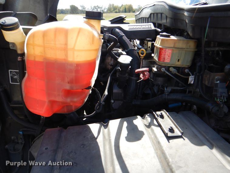 image for item HT9499 2014 International TerraStar  delivery truck