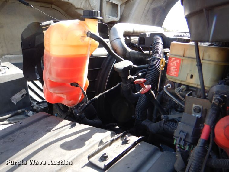 image for item HT9499 2014 International TerraStar  delivery truck