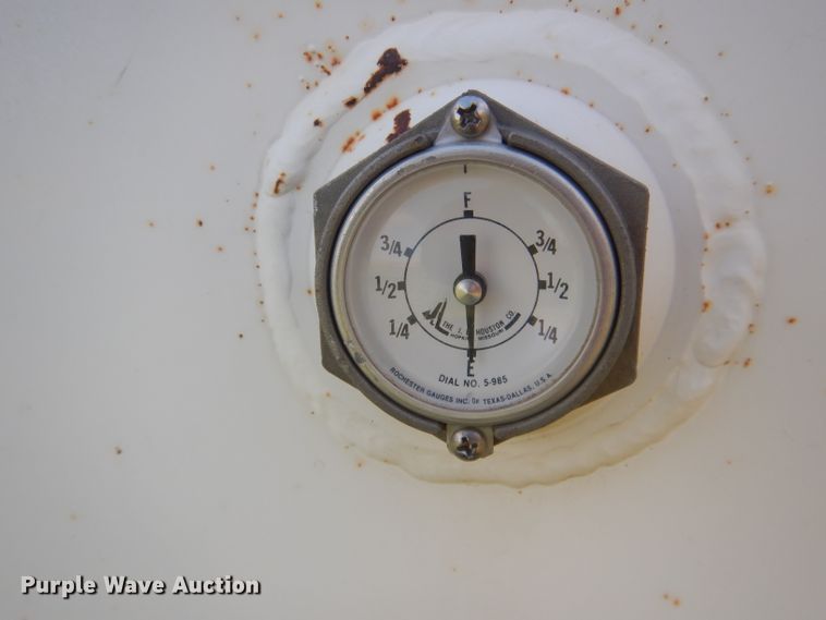 image for item HU9317 Steel fuel tank