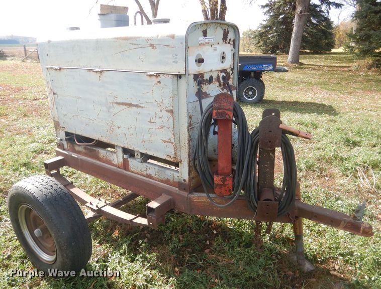 image for item HU9318 Lincoln SA-200-F-162  welder