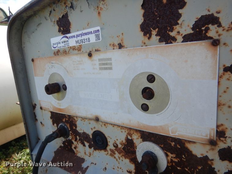 image for item HU9318 Lincoln SA-200-F-162  welder