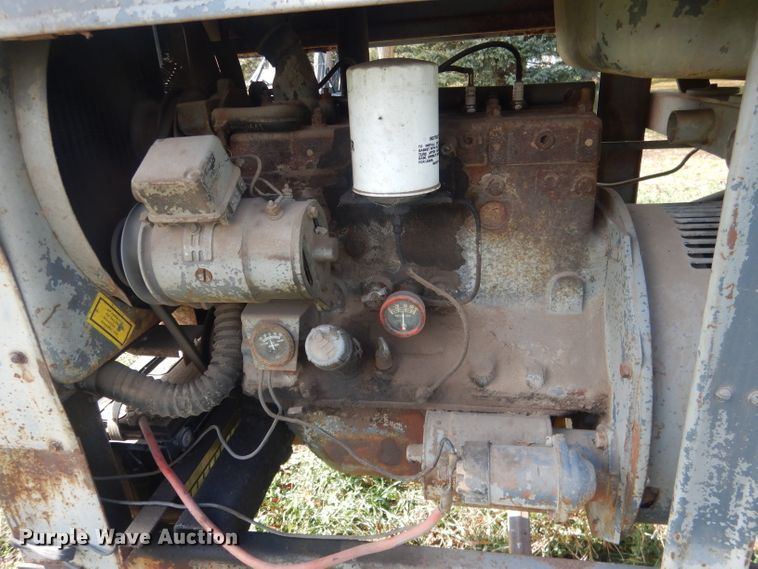 image for item HU9318 Lincoln SA-200-F-162  welder