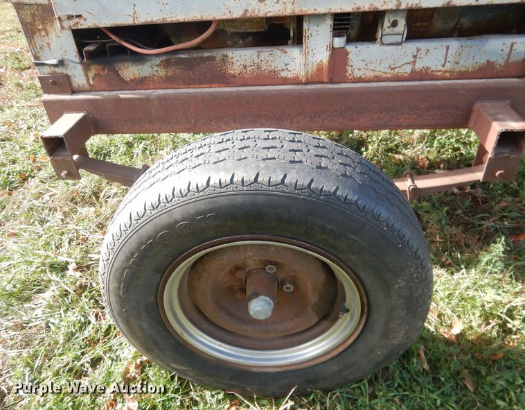 image for item HU9318 Lincoln SA-200-F-162  welder