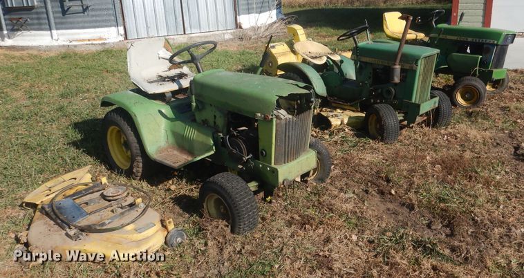 image for item HU9326 Lawn tractors