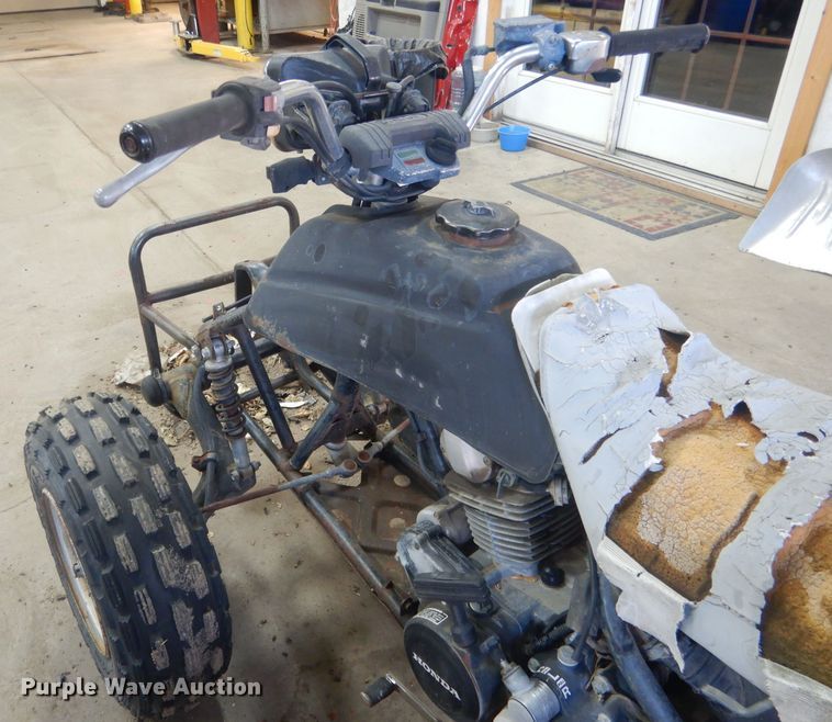 image for item HU9328 1984 Honda TRX 200  ATV